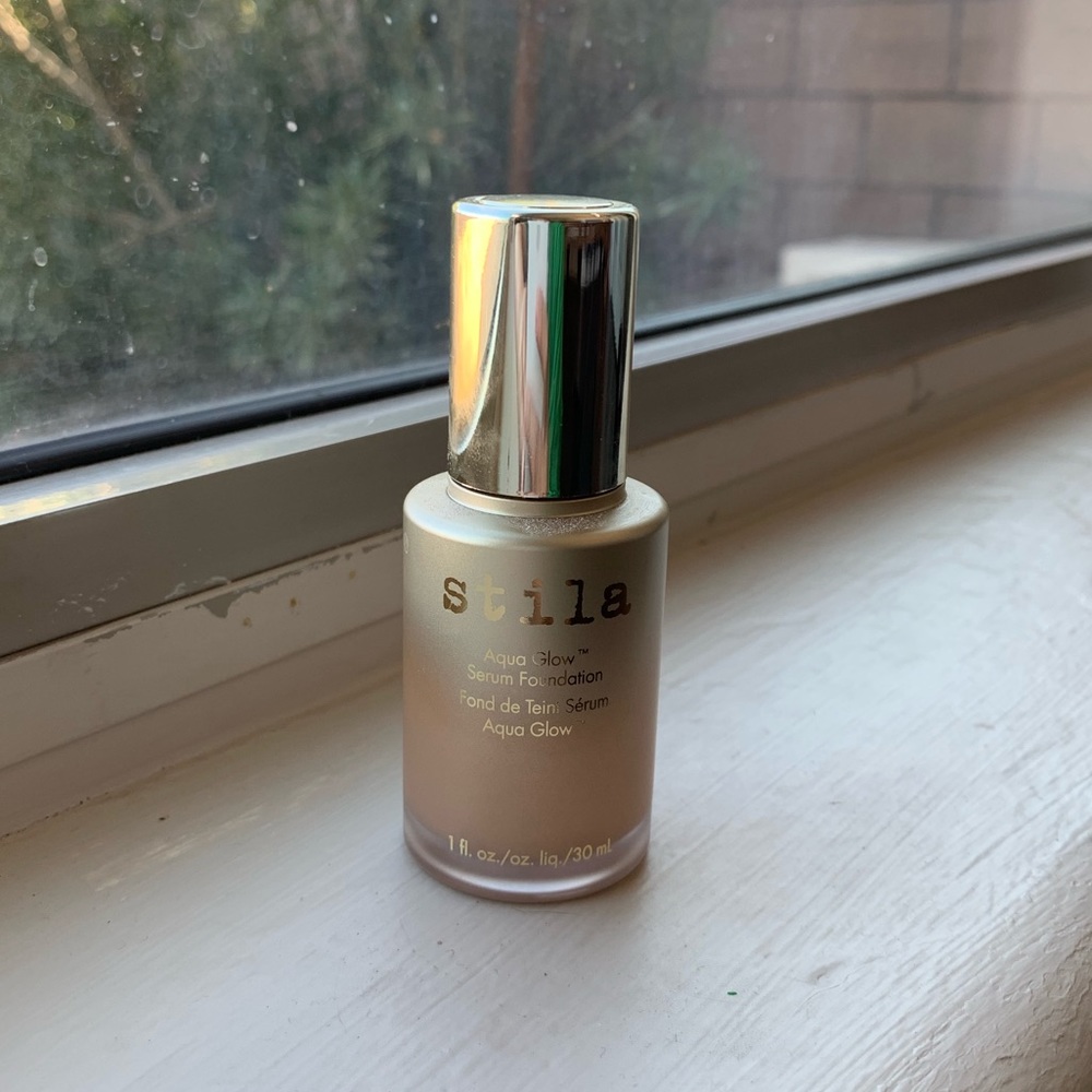 Stila Aqua Glow Serum foundation